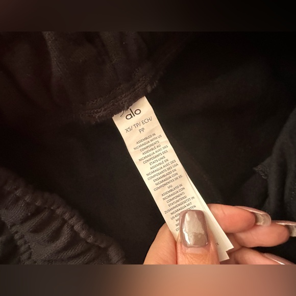 Alo yoga ACCOLADE STRAIGHT LEG SWEATPANT - Picture 5 of 6